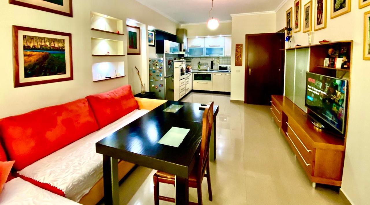 Blloku Apartment Tirana Exteriör bild