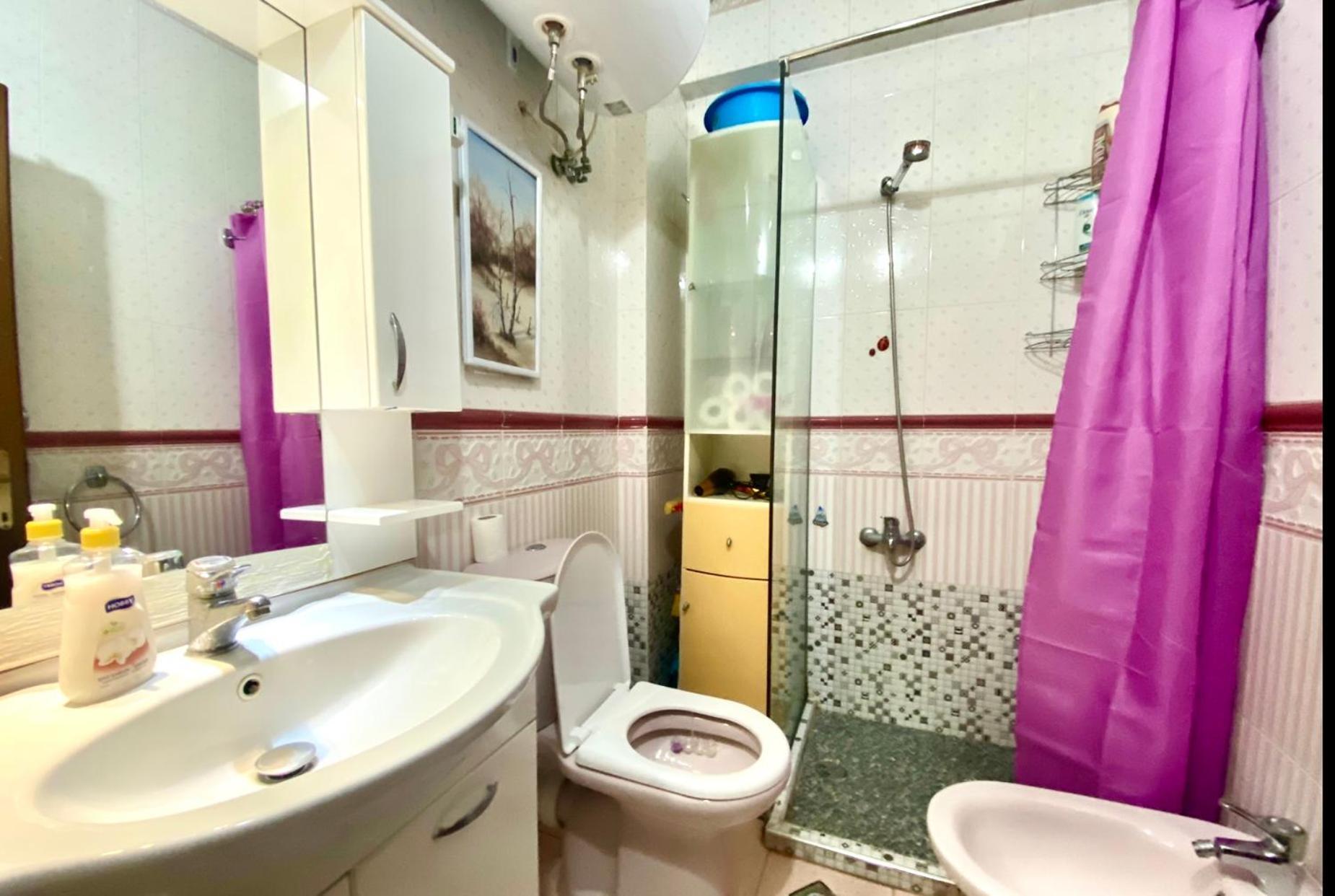 Blloku Apartment Tirana Exteriör bild